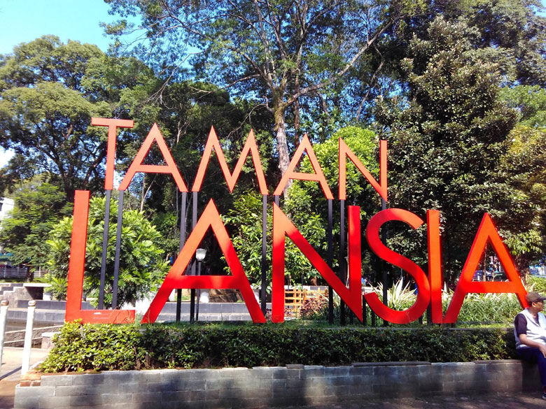 taman lansia bandung